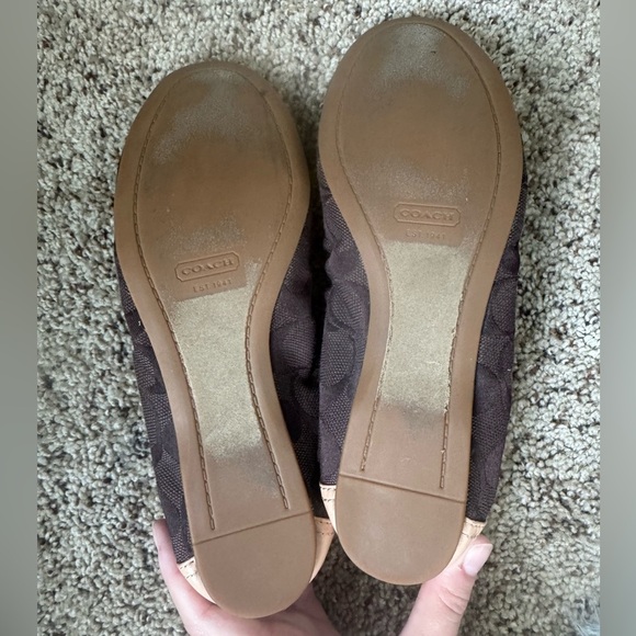 Coach flats for sale - Picture 7 of 16